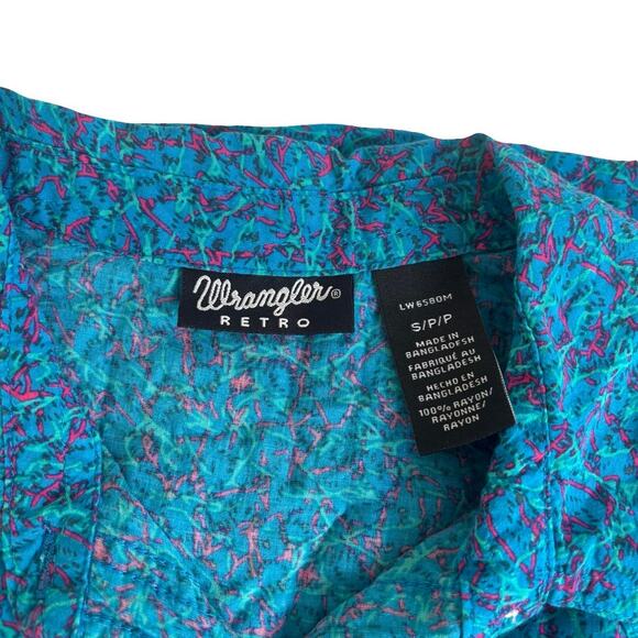 RETRO WRANGLER BUTTON FRONT SLEEVELESS‎ TOP SMALL/MEDIUM. - Picture 7 of 7